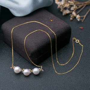 18K海水白色珍珠项链