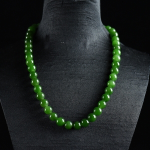 9.5mm山料和田碧玉项链
