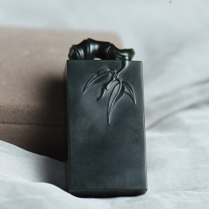 山料和田青玉节节高无事牌吊坠