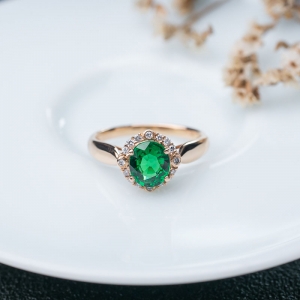 18K沙弗莱石戒指