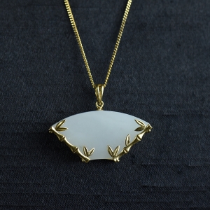 18K籽料和田白玉节节高吊坠