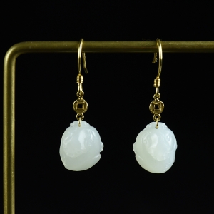 18K籽料和田白玉貔貅耳坠