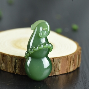 山料和田碧玉福禄吊坠