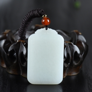 籽料和田白玉无事牌吊坠