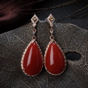 18K沙丁珊瑚水滴耳坠