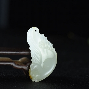 籽料和田白玉一夜封侯吊坠