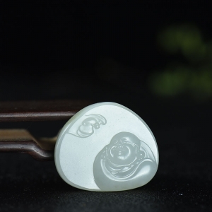 籽料和田白玉弥勒佛吊坠