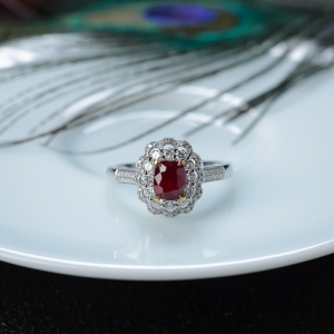 18K鸽血红红宝石戒指
