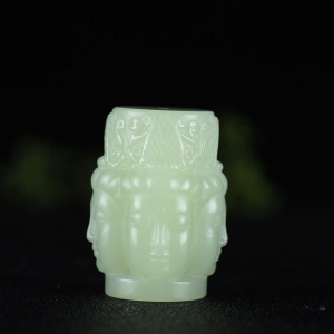 山料和田白玉四面佛吊坠