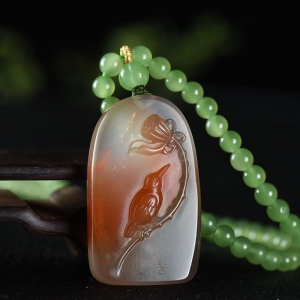 冰飘南红富贵鸟吊坠