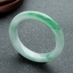 55mm糯冰种飘翠翡翠平安镯