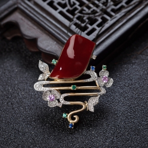 18K阿卡牛血红珊瑚吊坠