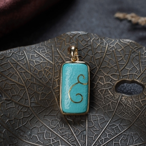 18K高瓷蓝绿绿松石方牌吊坠