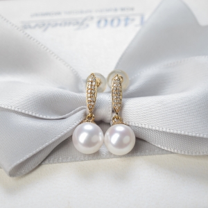 18K海水白色珍珠耳坠