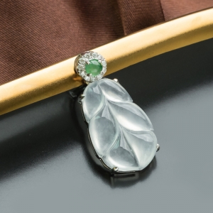 18K冰种翡翠金枝玉叶吊坠