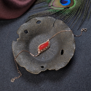 18K阿卡珊瑚手链