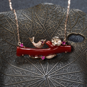 18K阿卡牛血红珊瑚树枝项链