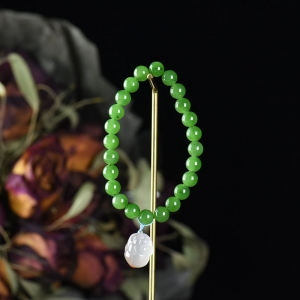 7.5mm山料和田碧玉福猪单圈手串