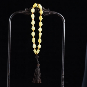 籽料和田玉黄沁十八罗汉十八子手持