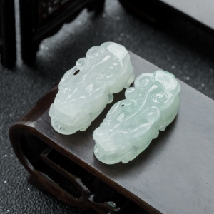 糯冰种翡翠貔貅吊坠（一对）