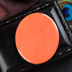 MOMO珊瑚蛋形牌吊坠