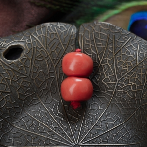 沙丁珊瑚鼓珠（两件）