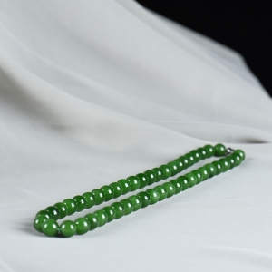 9.5mm山料和田碧玉项链