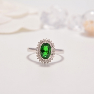 18K沙弗莱石戒指