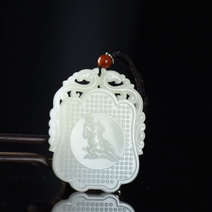 山料和田白玉麒麟吊坠