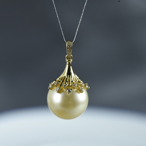 14K海水金色珍珠吊坠