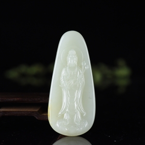 籽料和田白玉观音吊坠