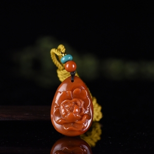 柿子红南红花开富贵吊坠