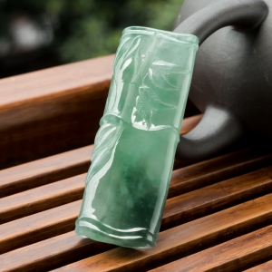 糯冰种飘翠翡翠节节高升吊坠