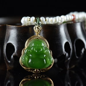18K山料和田碧玉弥勒佛吊坠