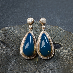 18K天空蓝多米蓝珀水滴耳坠