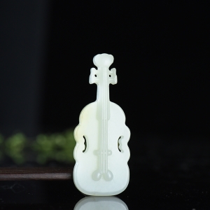 山料和田白玉小提琴吊坠