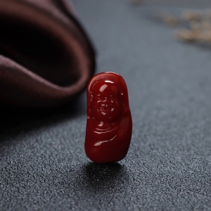 阿卡牛血红珊瑚弥勒佛吊坠
