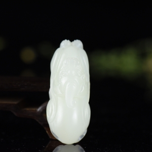 山流水料和田羊脂白玉貔貅吊坠