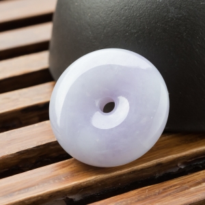 糯冰种紫罗兰翡翠平安扣吊坠