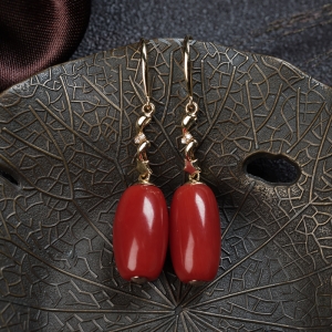 18K沙丁珊瑚桶珠耳坠