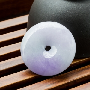 糯冰种紫罗兰翡翠平安扣吊坠