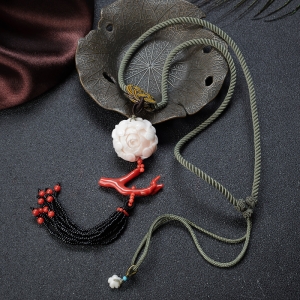 深水珊瑚牡丹花吊坠