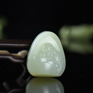 籽料和田白玉弥勒佛吊坠