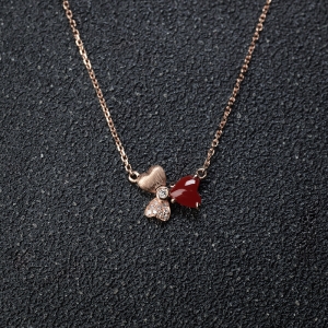 18K阿卡牛血红珊瑚心形项链