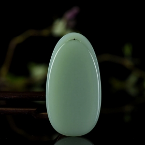 山料和田碧玉无事牌吊坠