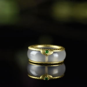 18K冰飘南红戒指