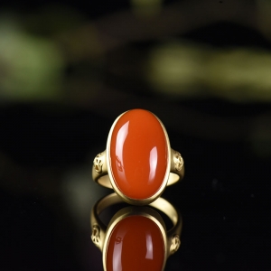 18K樱桃红南红戒指