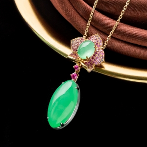 18K冰种苹果绿翡翠项链
