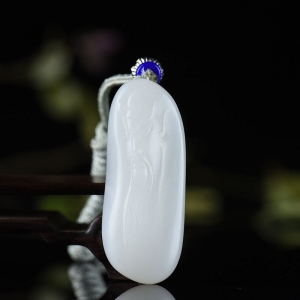 山料和田羊脂白玉关公吊坠