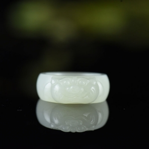 籽料和田白玉守护指环